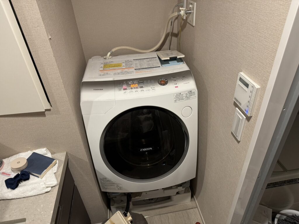 【ドラム式洗濯機全般】排水できない時の原因と対処法を紹介します