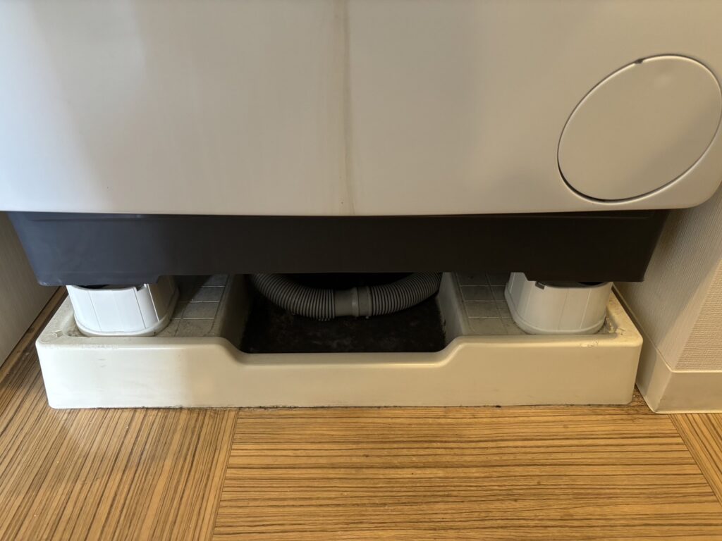 アクアドラム式洗濯機「E12」排水詰まり修理！専門業者の作業実績を紹介します