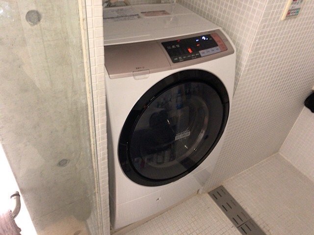 【ドラム式洗濯機全般】内部詰まりが起きた時の原因と解消方法を紹介します