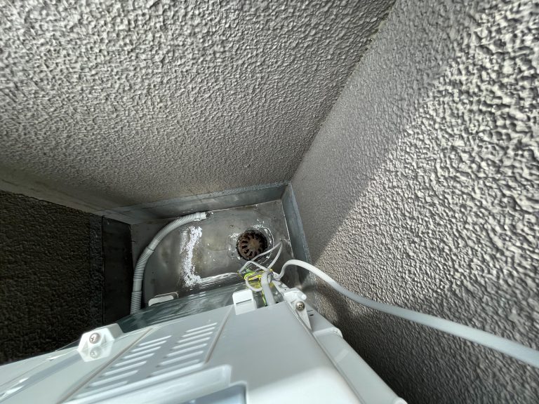 洗濯機がずれる6つの原因と対処法！ガタガタ鳴り落ちたらどうする？