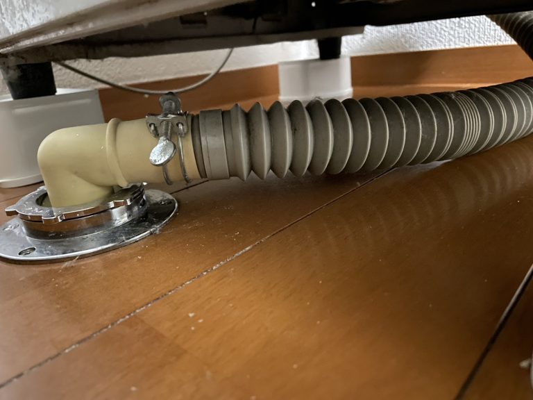 洗濯機置き場に排水エルボがない時の対処方法