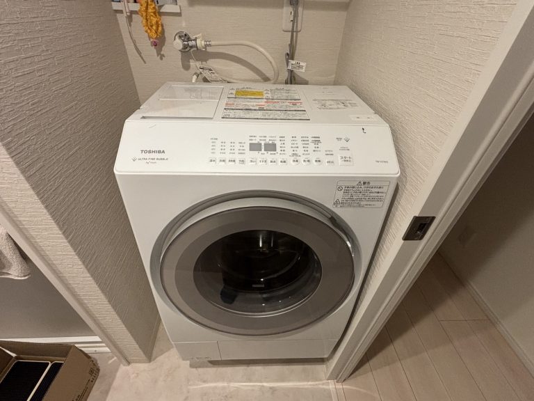 パナソニックドラム式洗濯機のかさ上げ台取り付け工事に行ってきました