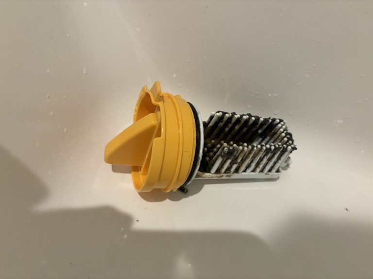 日立ドラム式洗濯機「C02」内部詰まりのトラブルを解消して来ました