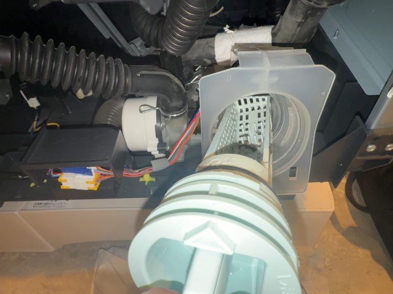 洗濯機脱水後に衣類がびしょびしょ！考えられる原因と対処法を紹介します