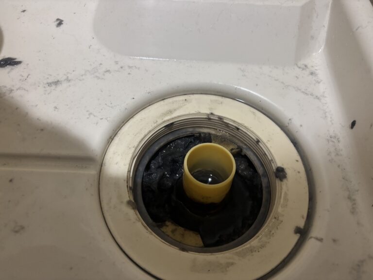 日立ドラム式洗濯機「C18」脱水エラーが表示された時の対処法