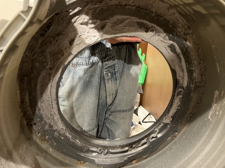 洗濯機がクサい！臭いの原因と対処法を紹介します