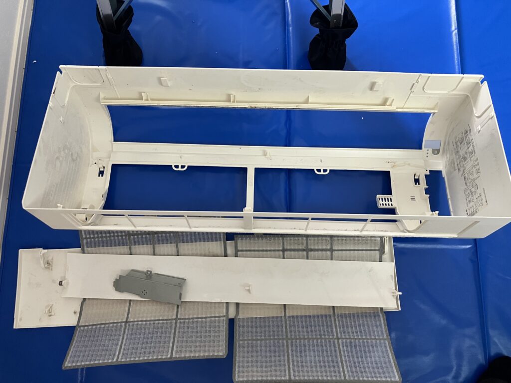 エアコンの分解洗浄（清掃）のメリット・デメリットを紹介します