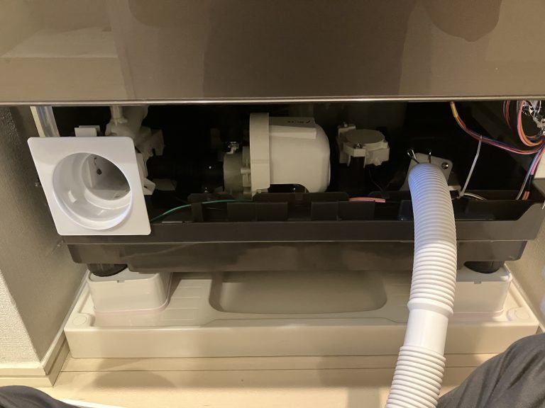 ドラム式洗濯機の詰まりの原因と解消方法