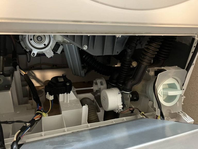 洗濯機の脱水ができない時の原因と対処法を紹介します