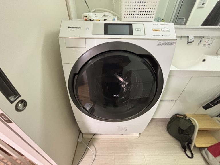 洗濯機の中でティッシュがつまった！紙詰まりが起きた時の対処方法