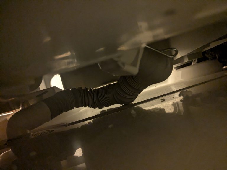 パナソニックドラム式洗濯機排水詰まり「U11」修理業者の作業内容