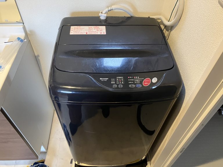 簡単！洗濯機の排水ホースから水漏れが起きた時の対処法を紹介します