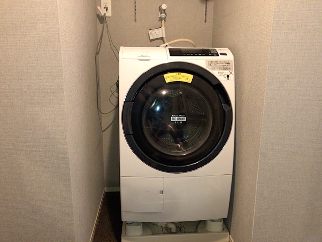 横浜市神奈川区で日立洗濯機排水つまり「C02」専門業者の作業実績