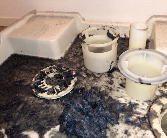 東京都新宿区でドラム式洗濯機の詰まり修理!専門業者の作業実績