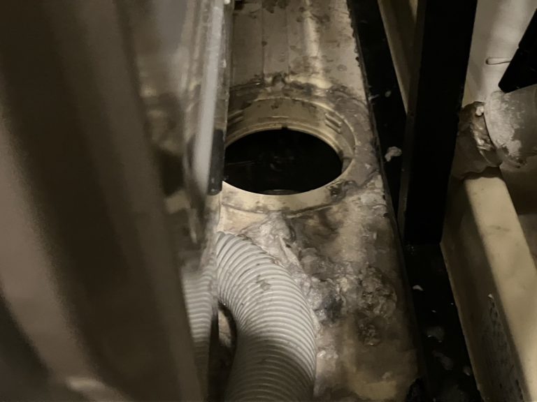 東京都大田区で洗濯機の排水口つまり修理に行ってきました