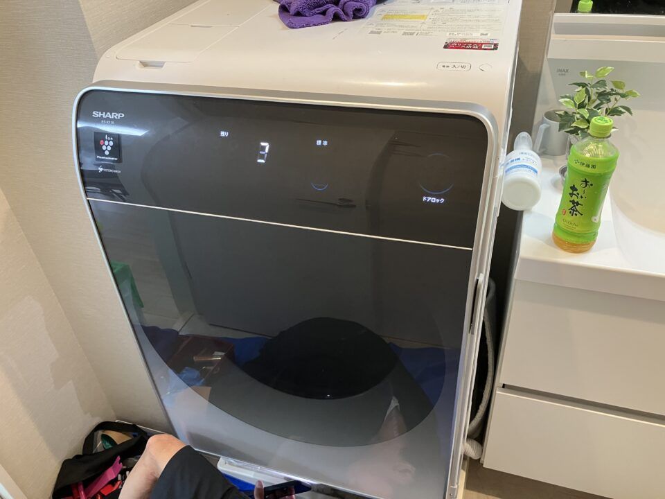 横浜市西区【ドラム式洗濯機分解洗浄】専門業者の作業事例