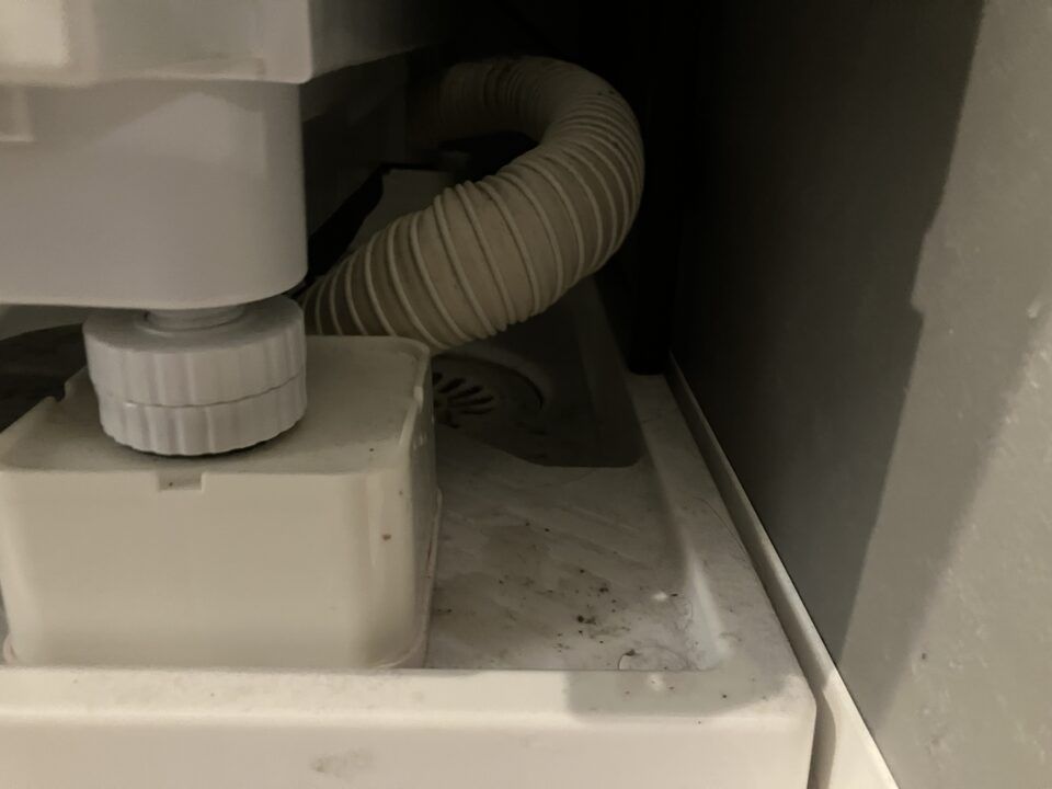 東京都大田区【日立ドラム式洗濯機C02】排水エラーの修理に行ってきました