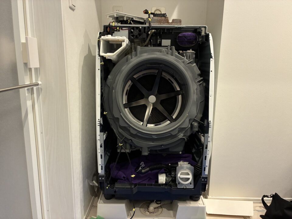 神奈川県横浜市【ドラム式洗濯機分解洗浄】専門業者の作業実績