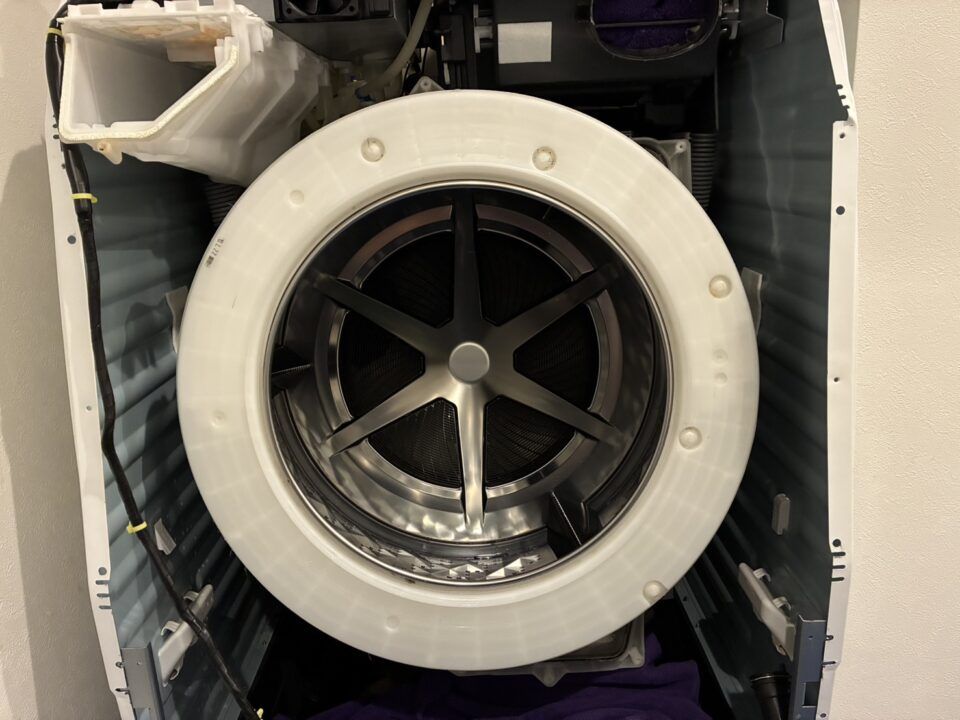 神奈川県横浜市【ドラム式洗濯機分解洗浄】専門業者の作業実績