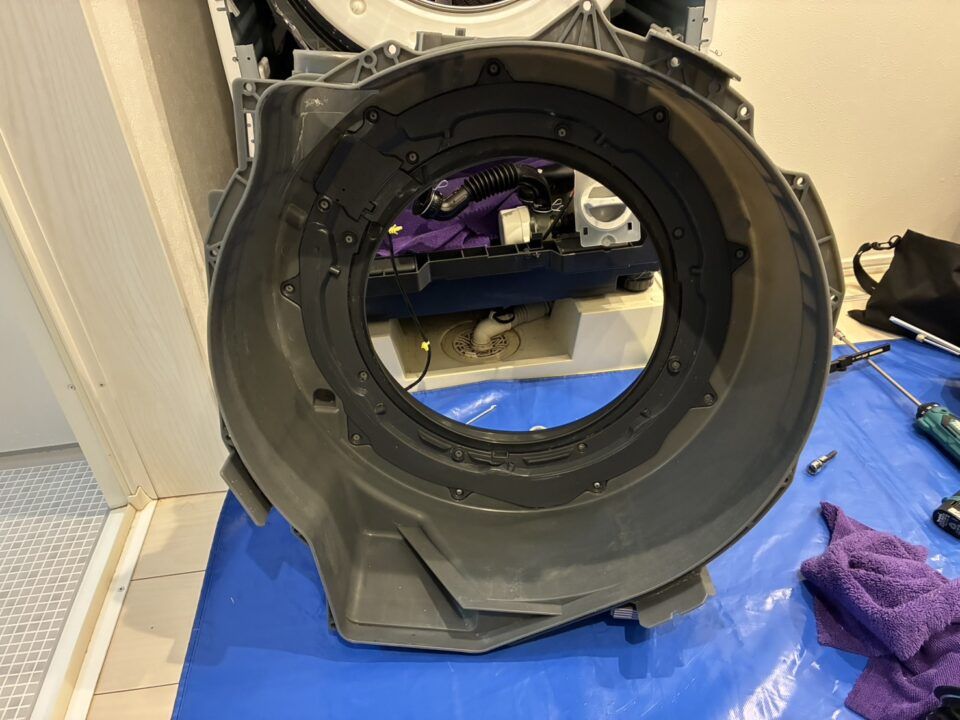 神奈川県横浜市【ドラム式洗濯機分解洗浄】専門業者の作業実績