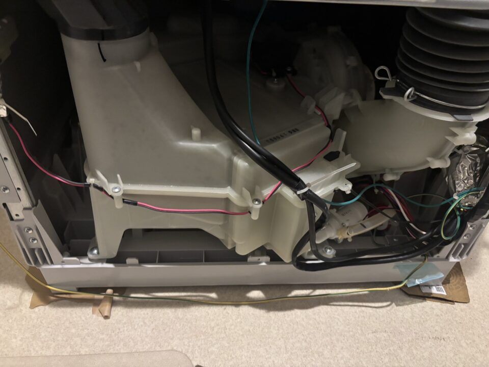 シャープドラム式洗濯機「C33」エラーが起きた時の原因と対処法